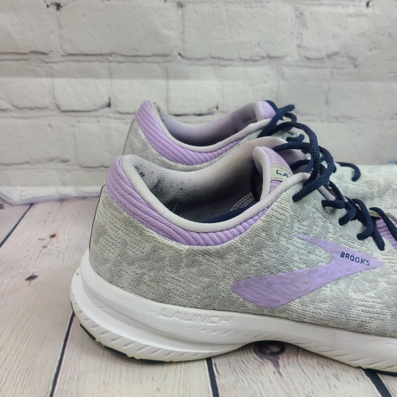 BROOKS LAUNCH 6 RUNNING SHOE - WOMEN'S size 10 - Picture 2 of 9